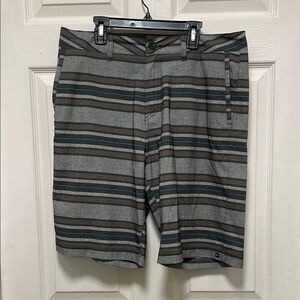 Quicksilver| Lightweight| Bermuda/Swim Shorts wBlack,Gray & Blue Stripes |Size M